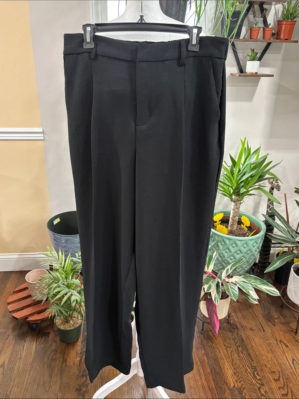 A New Day signature crepe essential Black High-Waist trousers size 12 - Picture 4 of 6